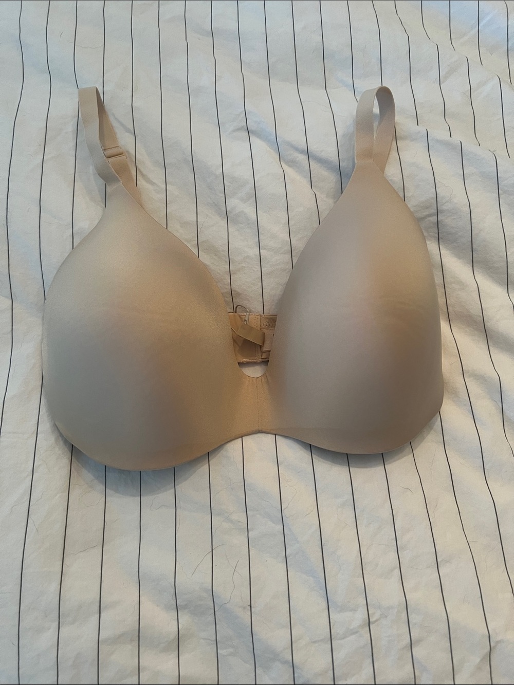 NWT SKIMS Smooth Push Up Bra in Nude Sand